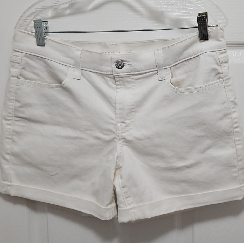 Old Navy Women's Cream Jean Shorts
